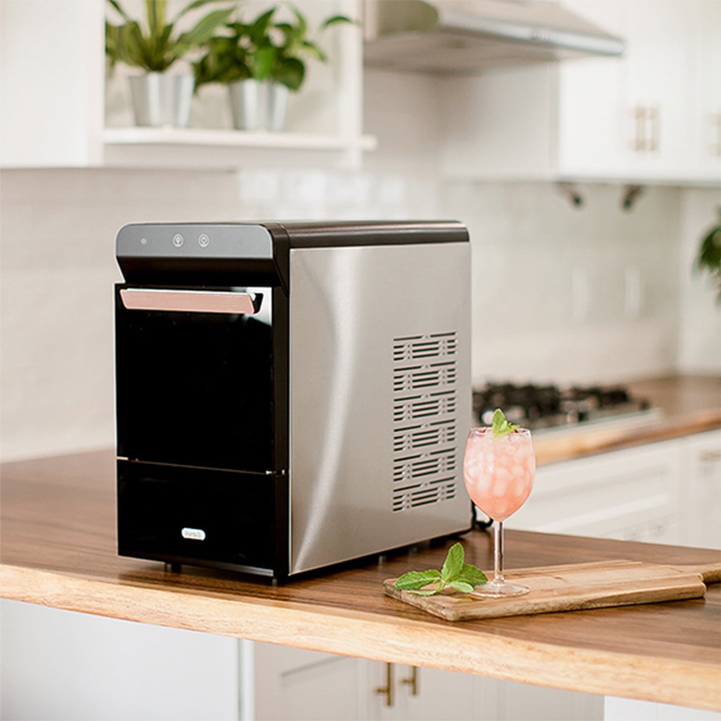 "Premium Countertop Nugget Ice Maker - 30Lbs/Day, Self-Cleaning, Sleek Stainless Steel & Black Design!"